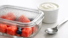 Ăn trái cây buổi sáng: 4 lợi ích dễ thấy và cách ăn để no lâu